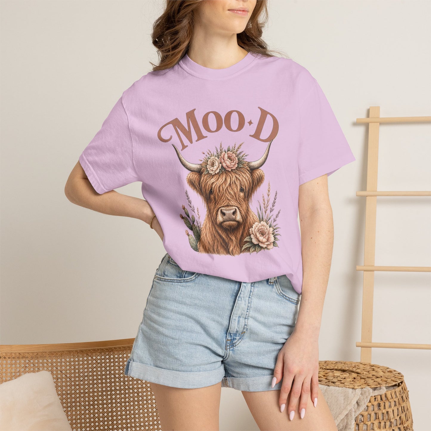 Highland Cow 'Moo·d' Floral Graphic T-Shirt