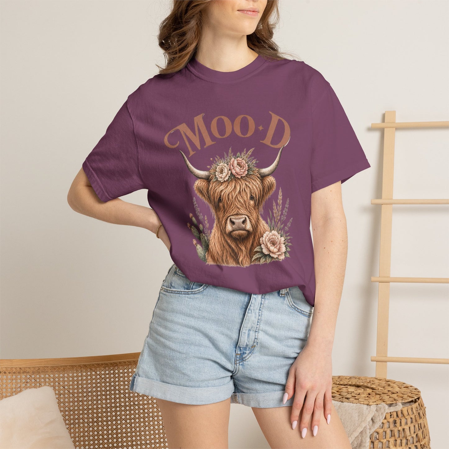 Highland Cow 'Moo·d' Floral Graphic T-Shirt
