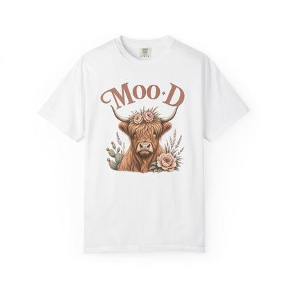 Highland Cow 'Moo·d' Floral Graphic T-Shirt