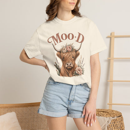 Highland Cow 'Moo·d' Floral Graphic T-Shirt