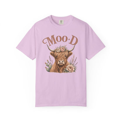 Highland Cow 'Moo·d' Floral Graphic T-Shirt