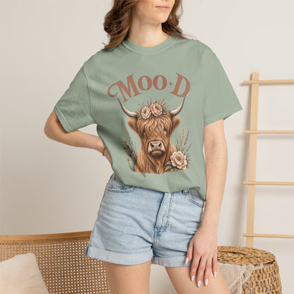 Highland Cow 'Moo·d' Floral Graphic T-Shirt